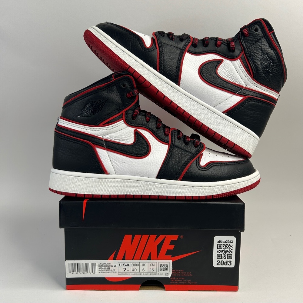 Nike Air Jordan 1 Retro High BG “Bloodline” 2023 - Picture 1 of 7